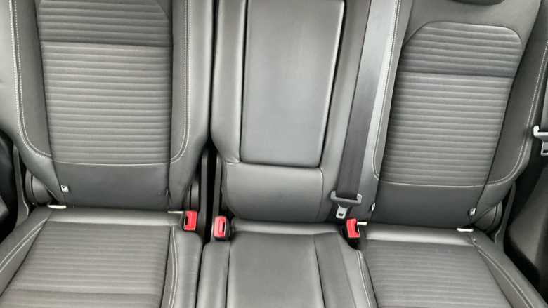 Ford Kuga 1.5 TDCi Titanium 5dr 2WD Diesel Estate